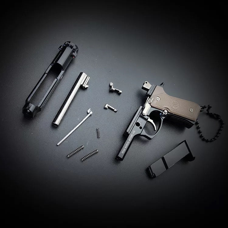replica metal beretta gun keychain