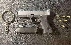 Mini Glock-17 Replica With Action